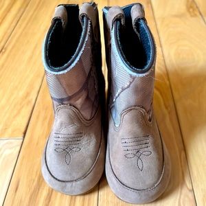 Infant size 4 soft sole camo cowboy boots. Only worn a few times.